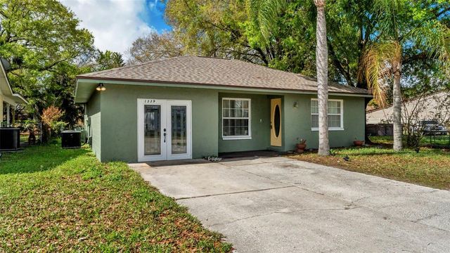 1339 FAIRWAY DRIVE, Lakeland, FL 33801