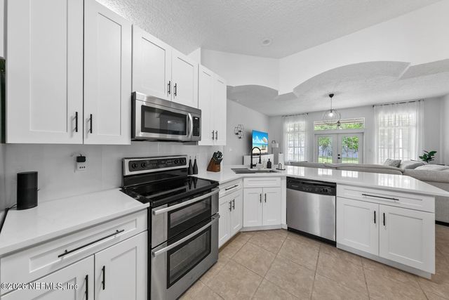 13525 CHAUNY Road, Jacksonville, FL 32246