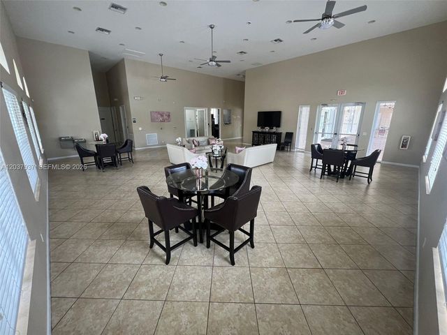 27568 SW 143rd Ave 27568, Homestead, FL 33032