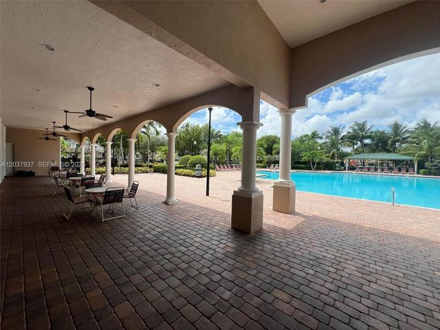 27568 SW 143rd Ave 27568, Homestead, FL 33032