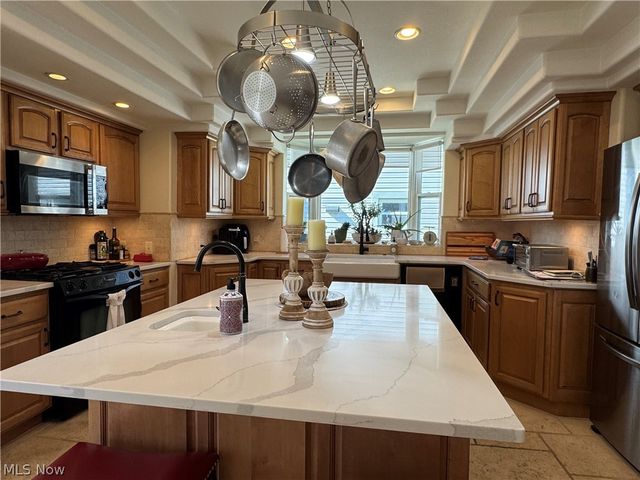 517 3rd Street, Marietta, OH 45750