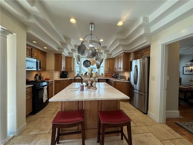 517 3rd Street, Marietta, OH 45750