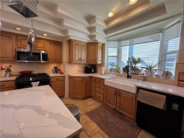 517 3rd Street, Marietta, OH 45750