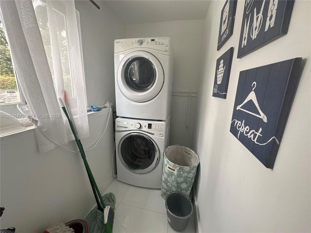21230 NE 24th Ct 0, Miami, FL 33180