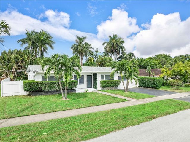 21230 NE 24th Ct 0, Miami, FL 33180