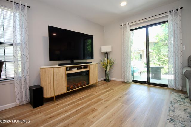 111 Azalea Circle, Jackson, NJ 08527
