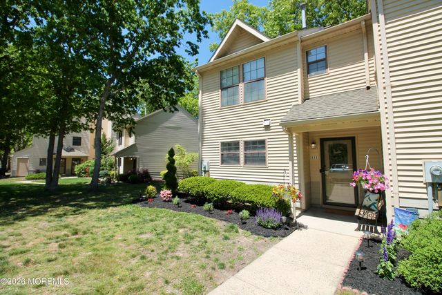 111 Azalea Circle, Jackson, NJ 08527