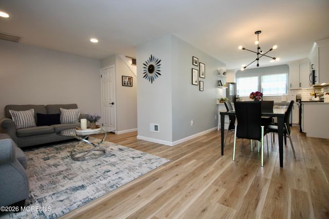 111 Azalea Circle, Jackson, NJ 08527