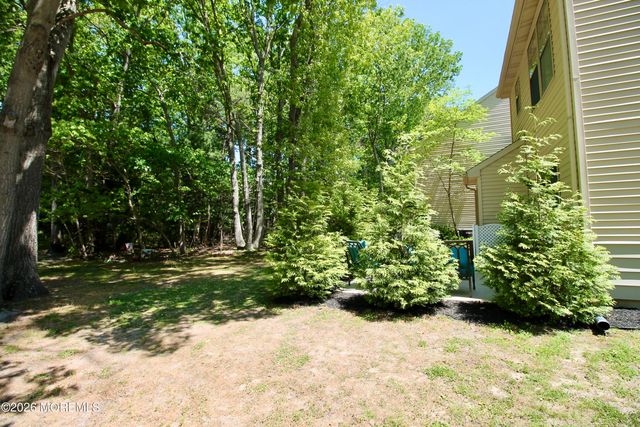 111 Azalea Circle, Jackson, NJ 08527