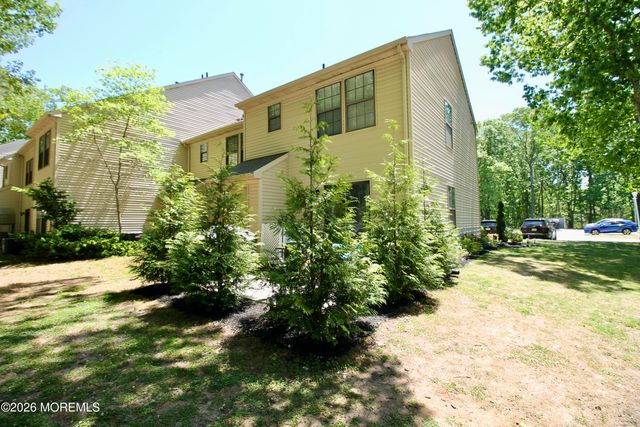 111 Azalea Circle, Jackson, NJ 08527