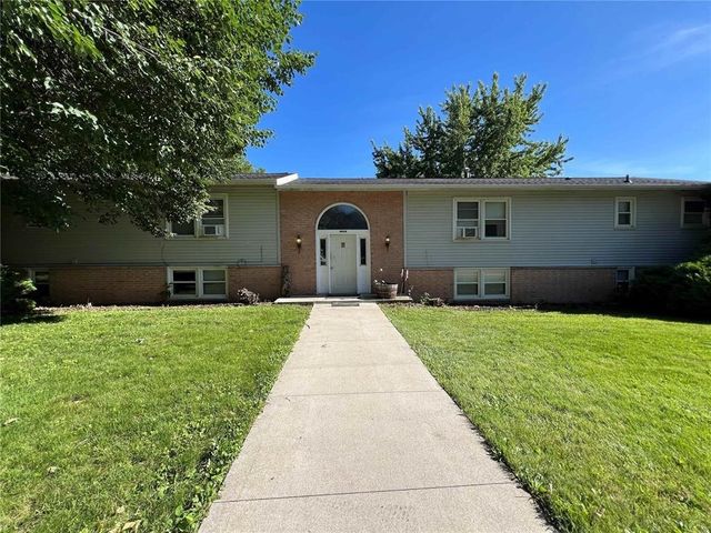 50 W Broadway, Central City, IA 52214