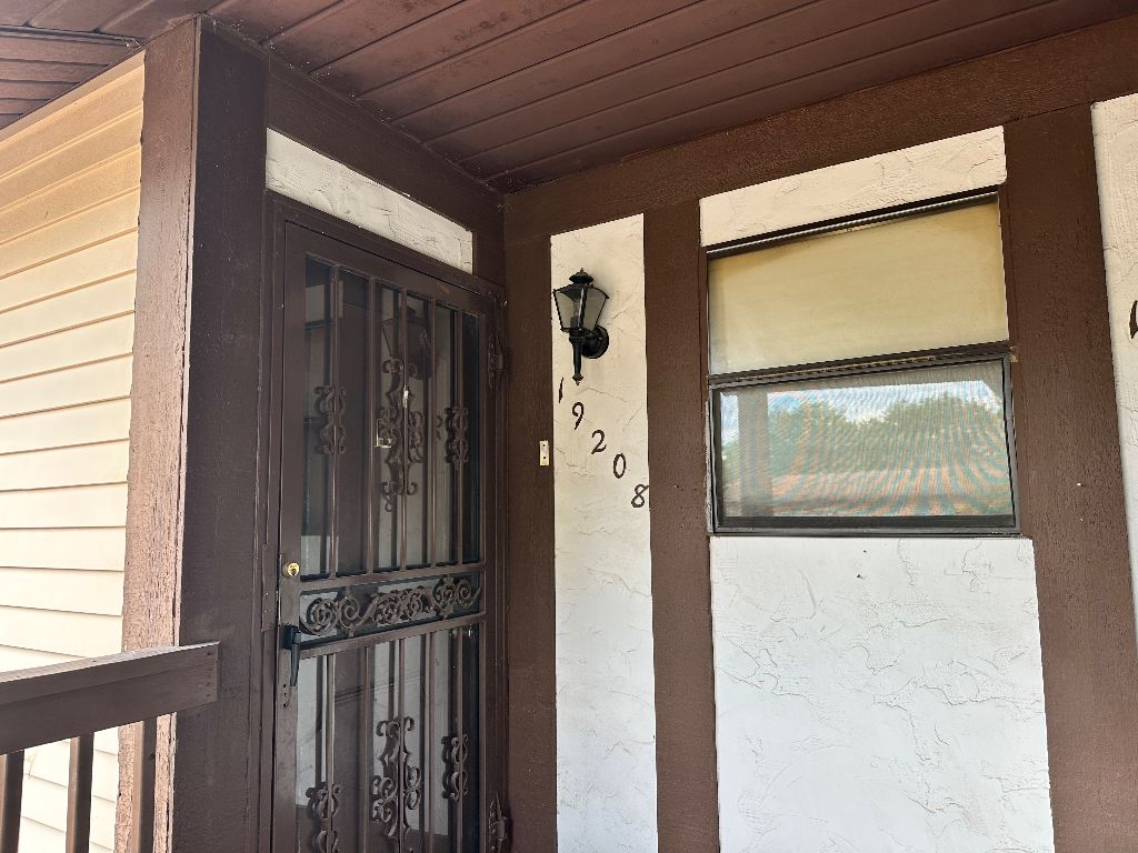 19208 Pine Drive 204, Country Club Hills, IL 60478