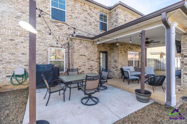 306 Harley Farms Drive, Bonaire, GA 31005