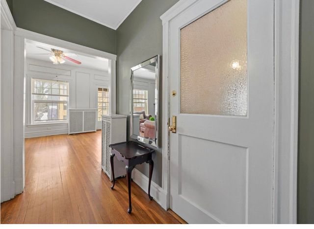 1067 W Balmoral Avenue 2, Chicago, IL 60640