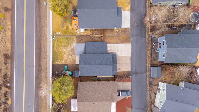 51281 Riley Lane, La Pine, OR 97739