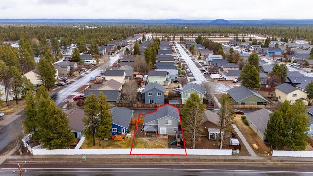 51281 Riley Lane, La Pine, OR 97739
