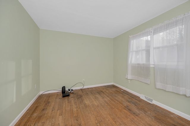 9 John Gilbert Rd, West Brookfield, MA 01585