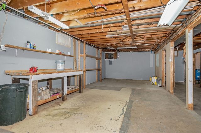 9 John Gilbert Rd, West Brookfield, MA 01585