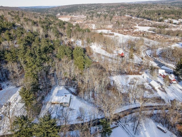 9 John Gilbert Rd, West Brookfield, MA 01585