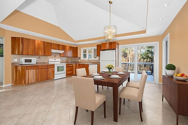 9 John Gilbert Rd, West Brookfield, MA 01585