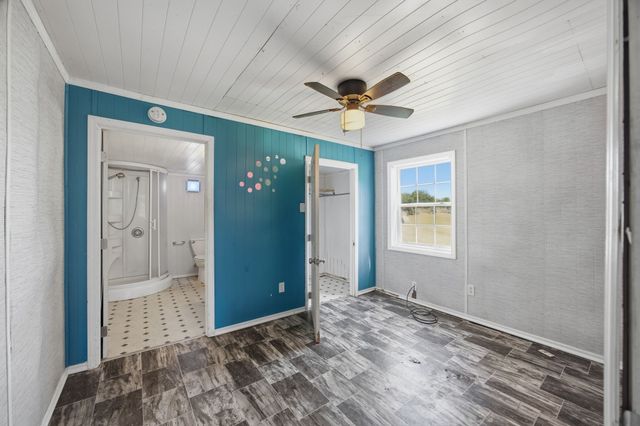 5975 Grasshopper Rd, Birchwood, TN 37308