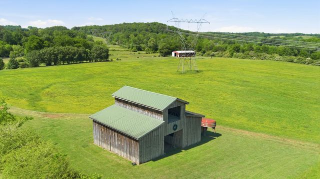 5975 Grasshopper Rd, Birchwood, TN 37308