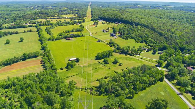 5975 Grasshopper Rd, Birchwood, TN 37308