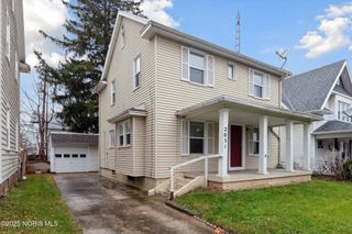 2051 Wyndhurst Road, Toledo, OH 43607