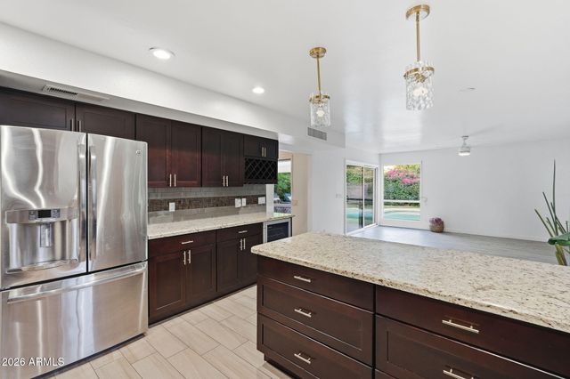 7352 E VALLEY VISTA Drive, Scottsdale, AZ 85250