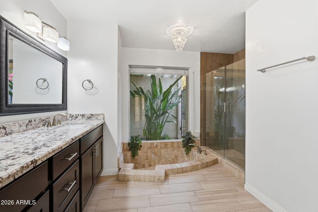 7352 E VALLEY VISTA Drive, Scottsdale, AZ 85250