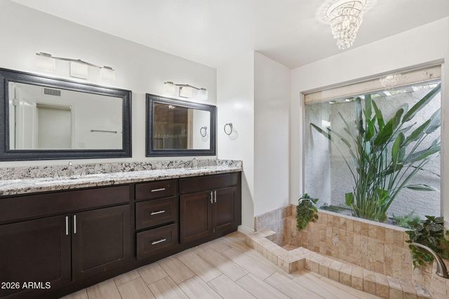 7352 E VALLEY VISTA Drive, Scottsdale, AZ 85250