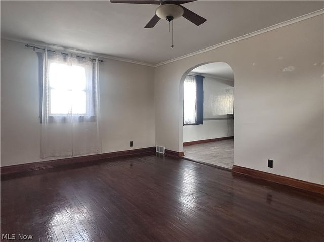 114 Townsend Avenue, Girard, OH 44420