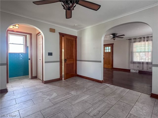 114 Townsend Avenue, Girard, OH 44420