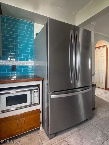 114 Townsend Avenue, Girard, OH 44420