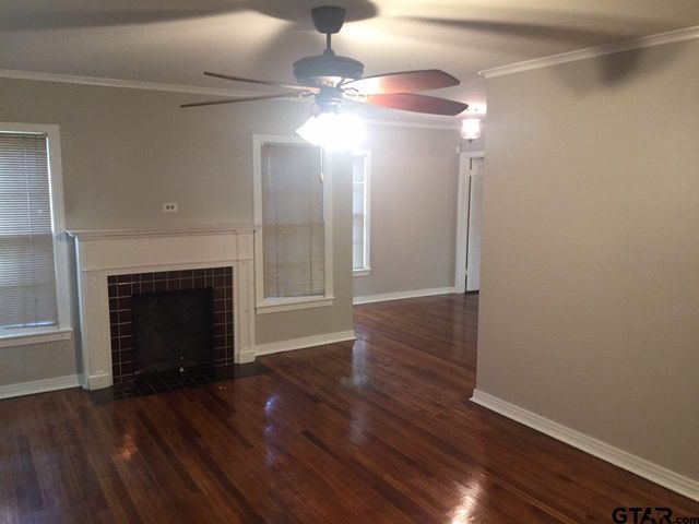 1905 Henderson, Tyler, TX 75701