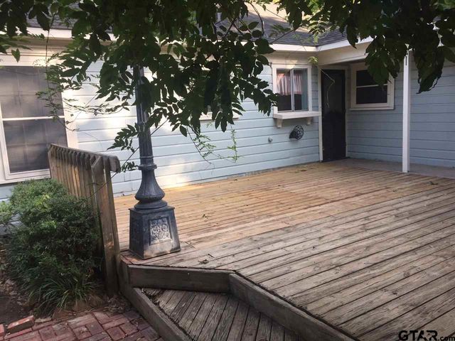 1905 Henderson, Tyler, TX 75701