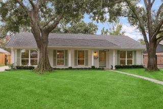 7018 Alderney Drive, Houston, TX 77055