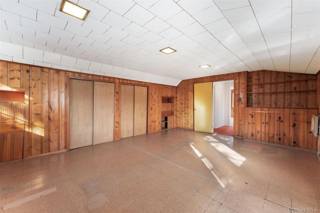 67 Atherstone Road, Scarsdale, NY 10583