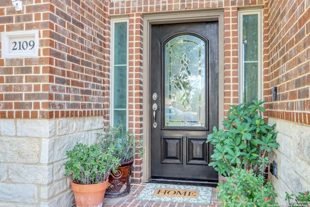2109 Range, Seguin, TX 78155