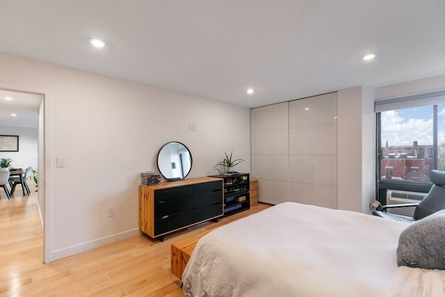 1105 Massachusetts 6C, Cambridge, MA 02138