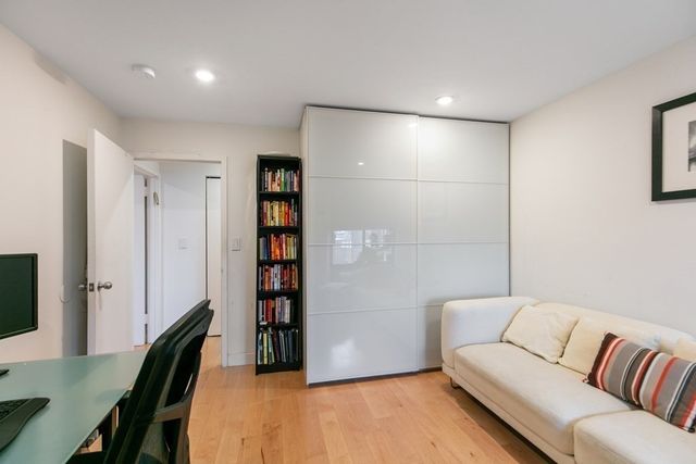 1105 Massachusetts 6C, Cambridge, MA 02138