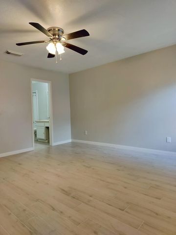 21242 Linden House Court, Humble, TX 77338