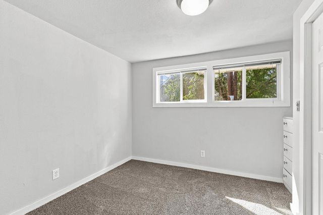 105 N PERRINE Rd, Spokane Valley, WA 99206