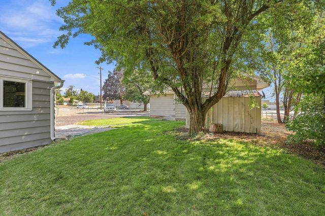105 N PERRINE Rd, Spokane Valley, WA 99206