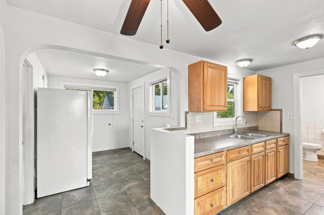 105 N PERRINE Rd, Spokane Valley, WA 99206