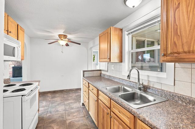 105 N PERRINE Rd, Spokane Valley, WA 99206