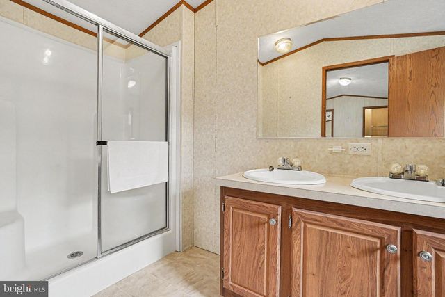 42 KIP RD, Halifax, PA 17032