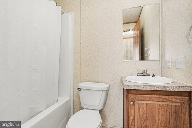 42 KIP RD, Halifax, PA 17032
