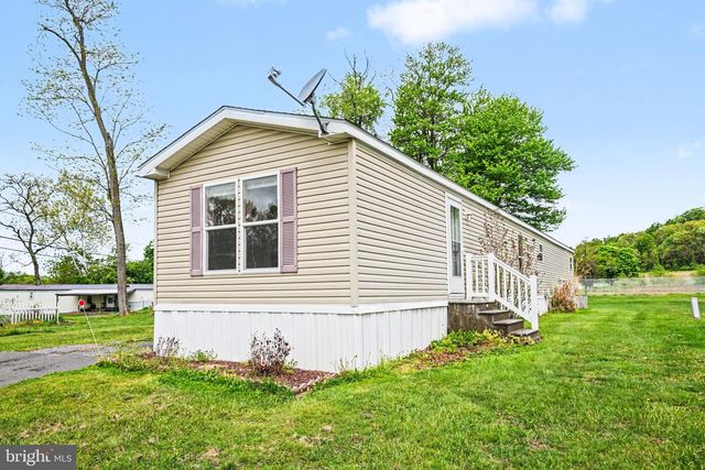 42 KIP RD, Halifax, PA 17032