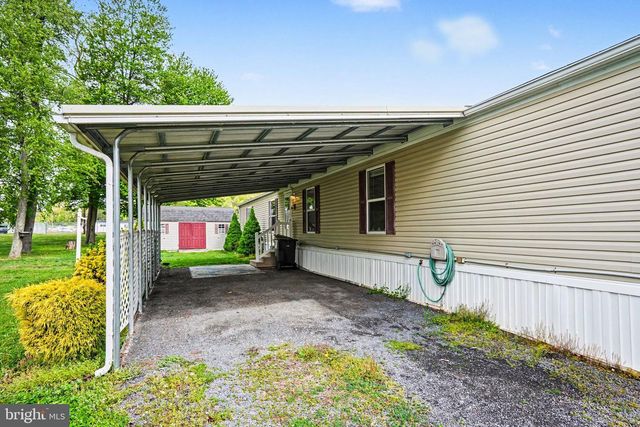 42 KIP RD, Halifax, PA 17032